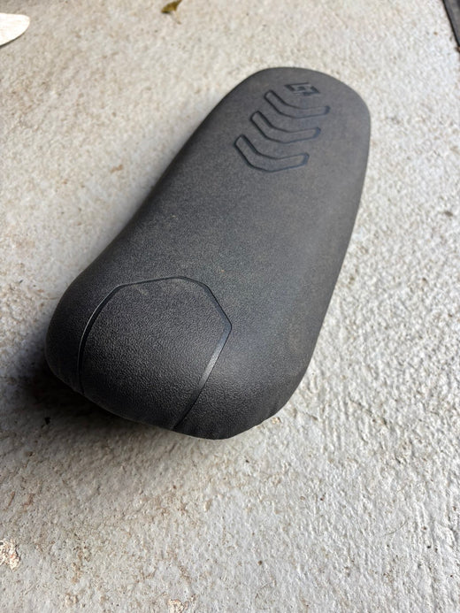 2025 OEm Surron light bee Seat - Used
