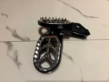 Surron Ultra Bee J&R V2 FootPegs